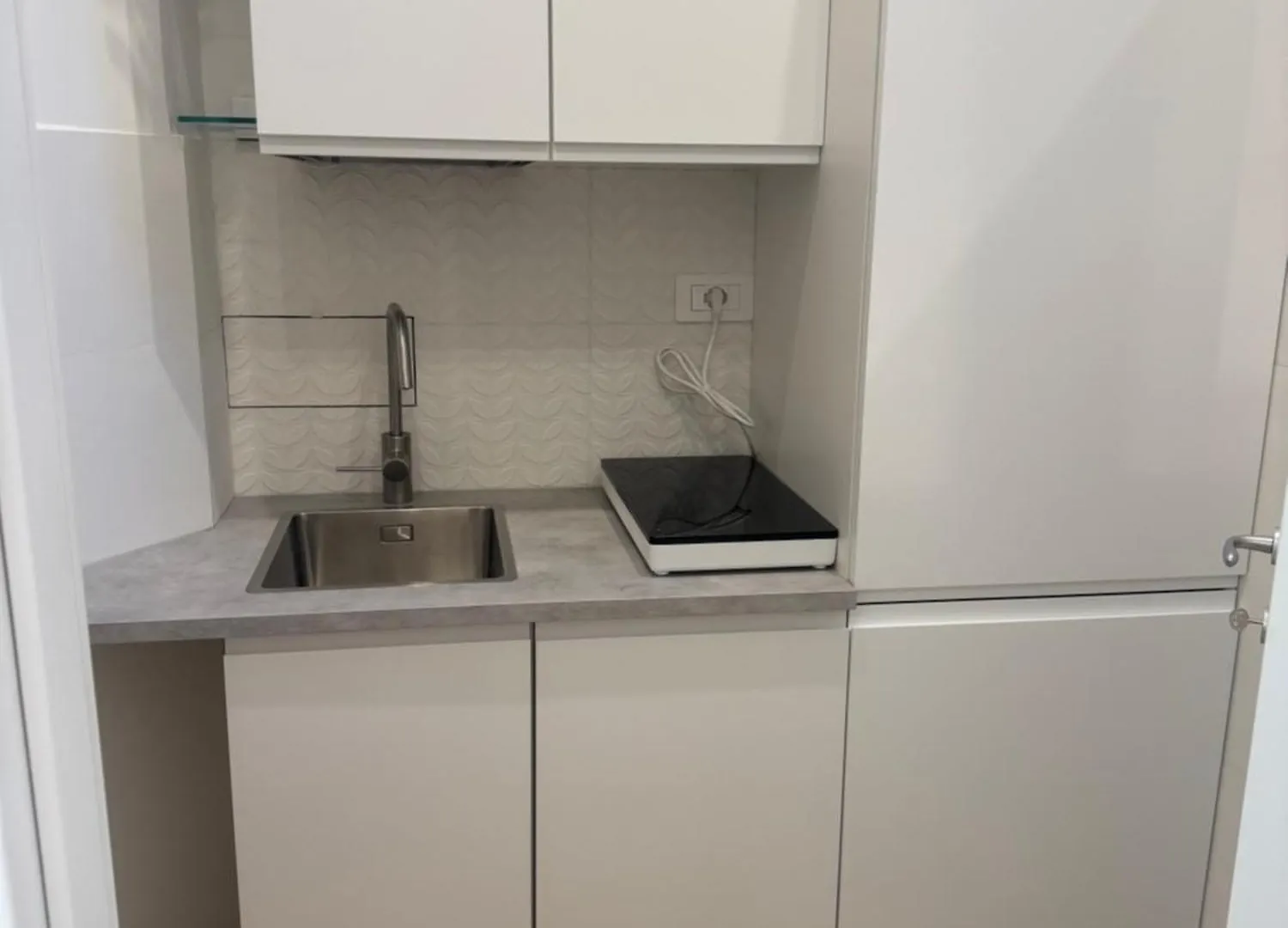 Tosca Apartment Bari 0*,