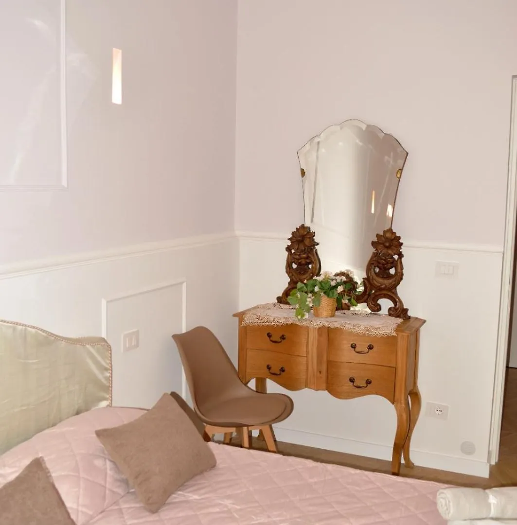 Tosca Apartment Bari